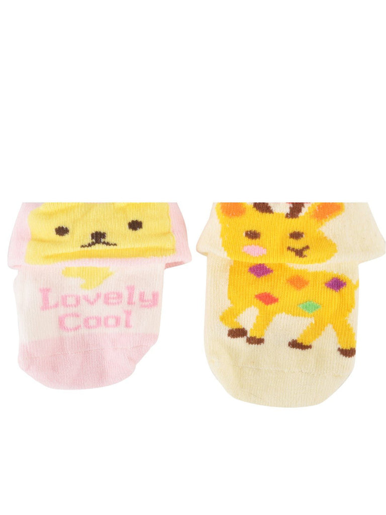Baby Animal-Themed Knit Socks Set - Cute Bear and Giraffe Designs- Close up view