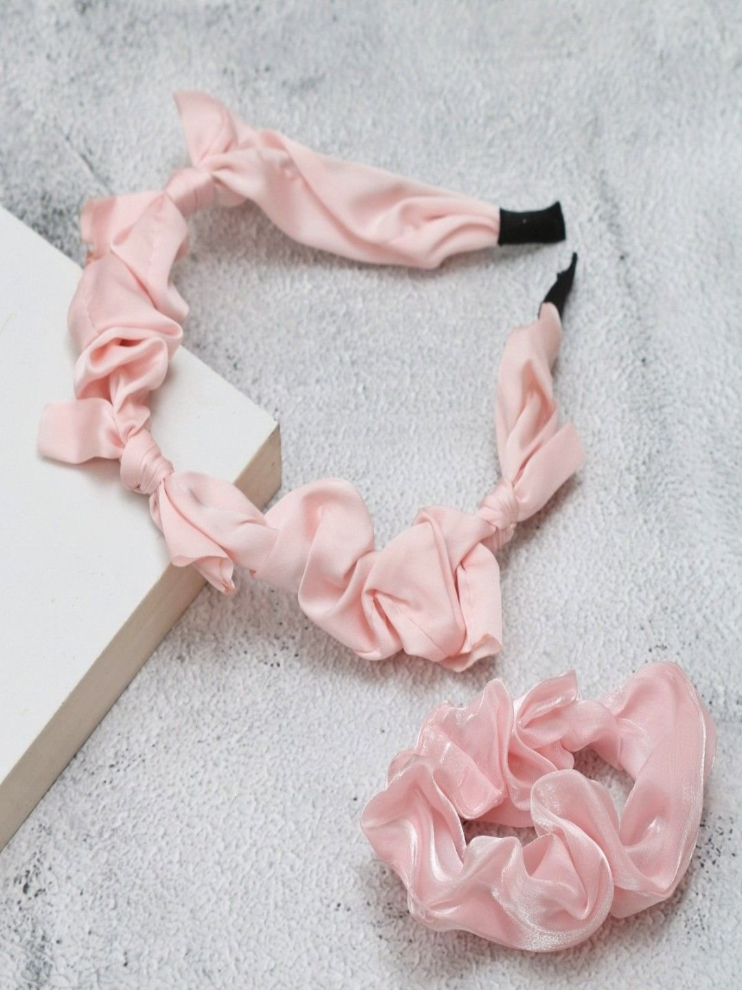 Pink Bow Hairband with Glossy Scrunchie- Pink – Yellow Bee India