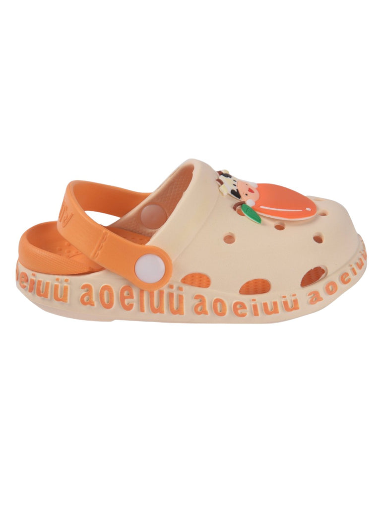 Side view of beige kids' garden sandals with cow and orange details and a secure strap..