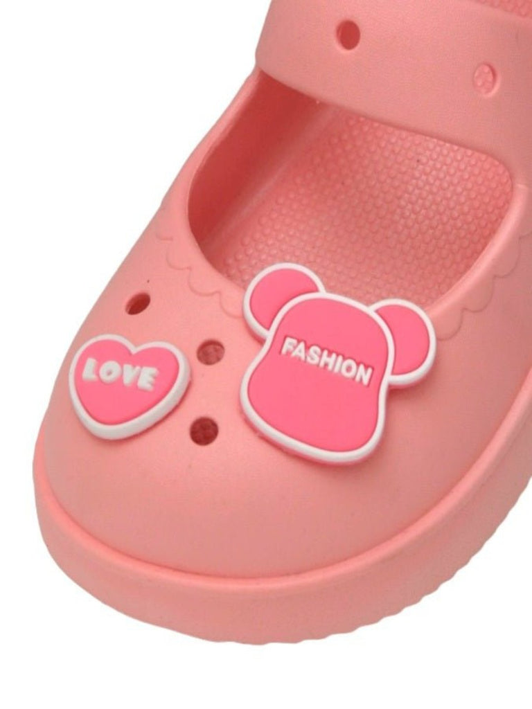 Close-up zoom view of Chic Love Sandals for Girls highlighting the Love and Fashion motifs