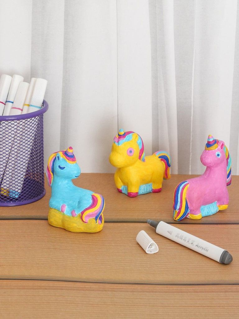 ColourMe_Ceramics_DIY_Colour_Display_Unicorn_Model_Set