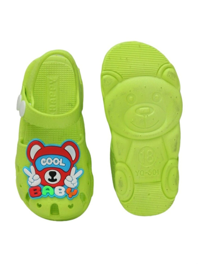 Back and Front view of Green Cool Baby Bear Sandals showing the sole design