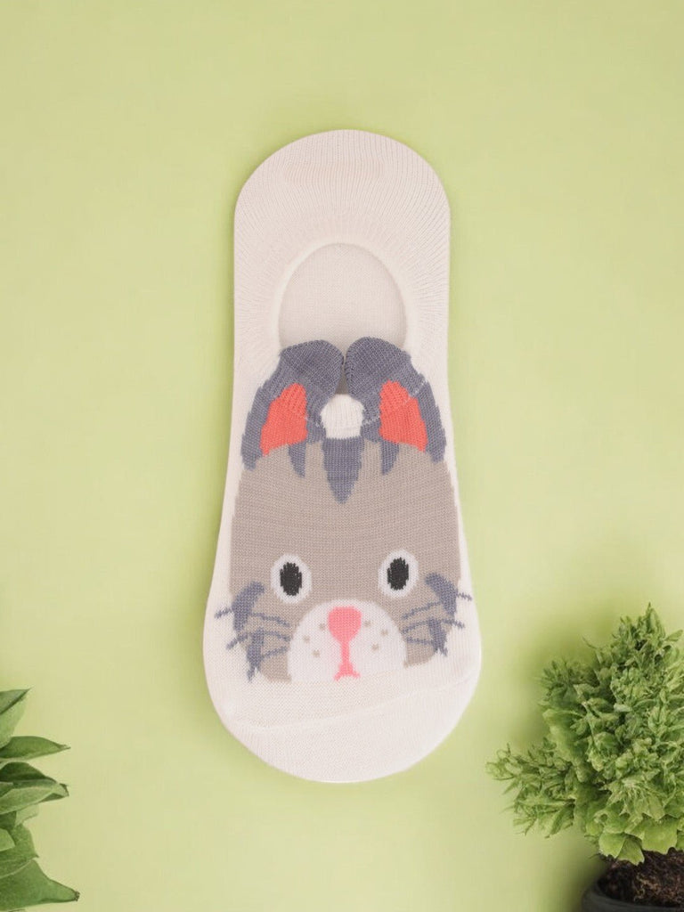 creative view of Cute Cat Face Baby Socks – Soft and Comfy No-Show Design by Yellow Bee