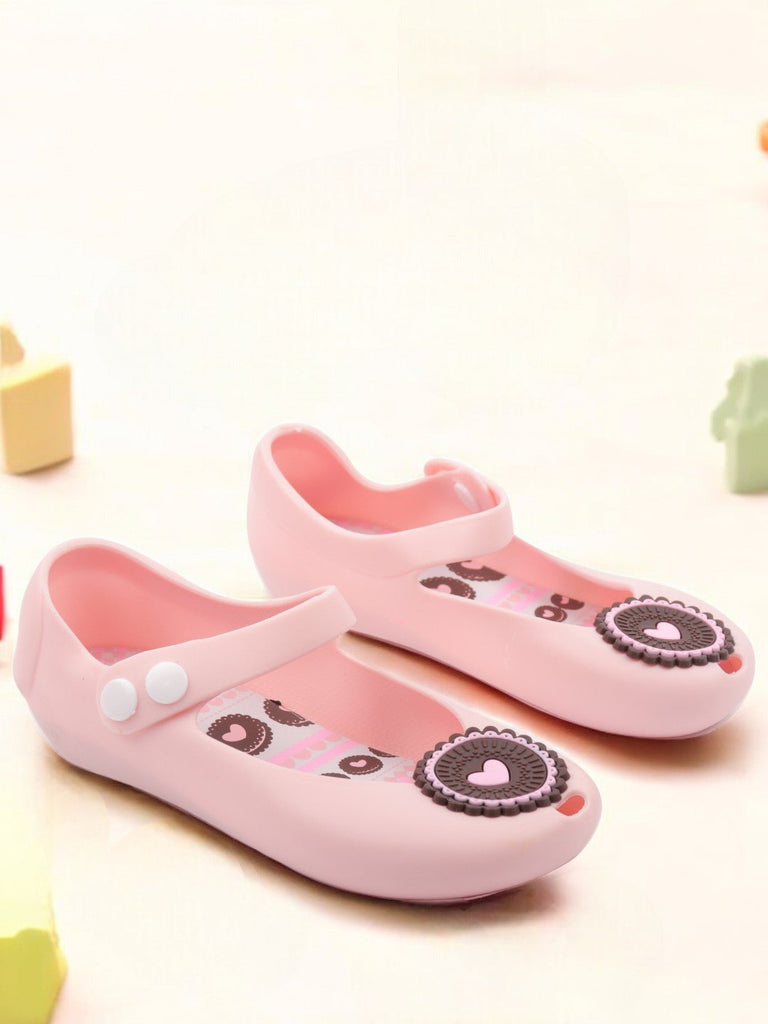 Cute_Cookie-Themed_Mary_Jane_Jelly_Shoes-Creative-View