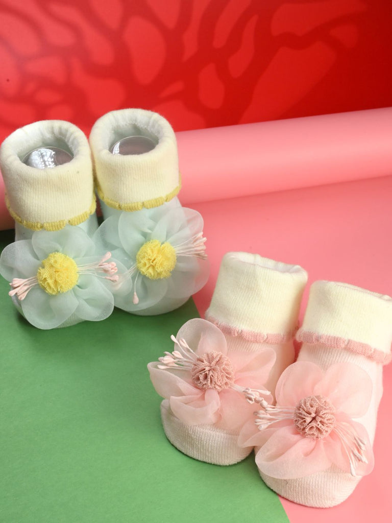Delightful Flower Accent 3D Ankle Socks Set for Baby Girls - Multi - Creative View