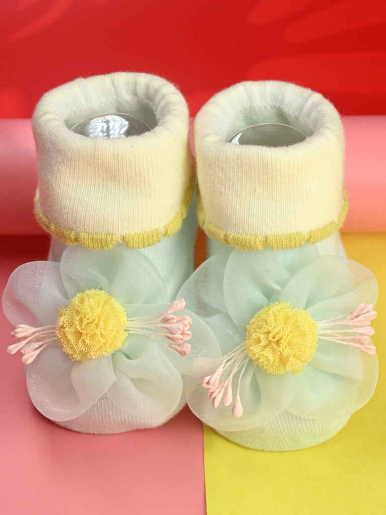 Elegant Daisy 3D Floral Baby Ankle Socks for Girls – Blue - Creative View