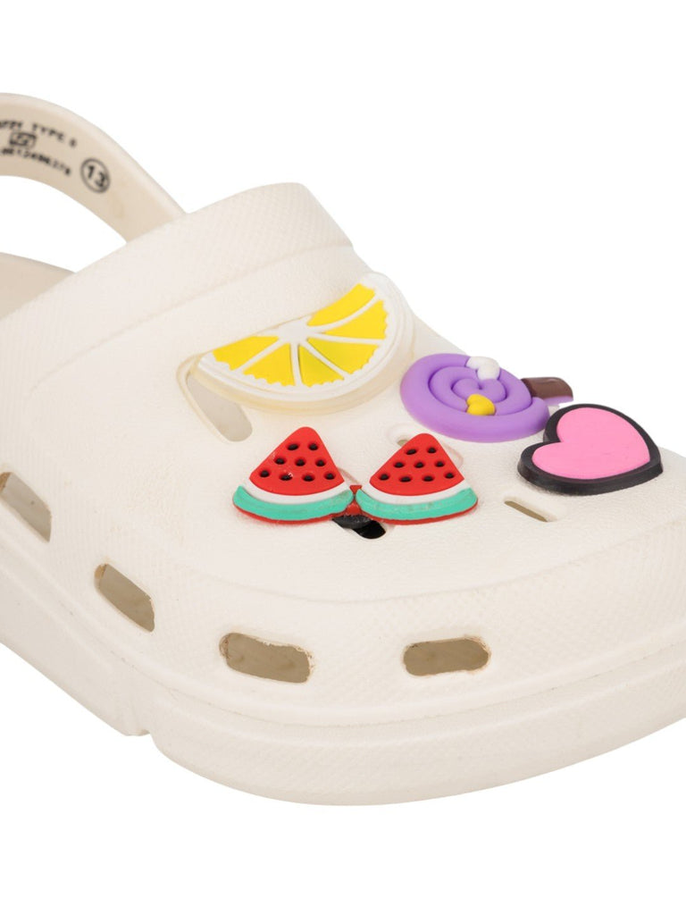 Fun_FlexibleCartoonClogswithFruitCandyandHeartCharmsforGirls-White-CloseUpView