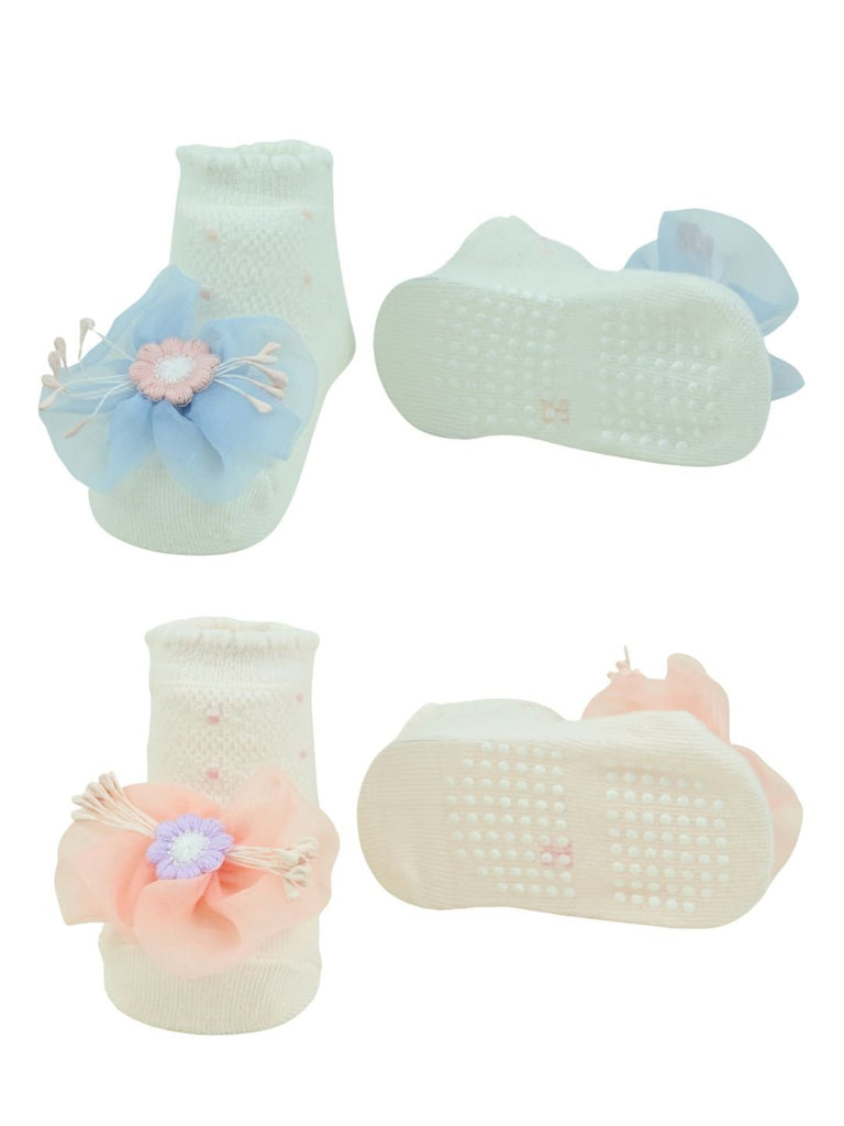 Graceful Baby Socks with 3D Mesh Daisy Flowers for Girls - White & Pink - Front & Back View