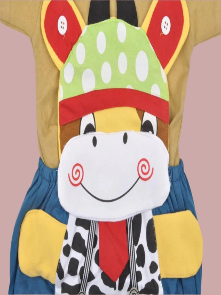 Zoom view of playful giraffe design on Boys Giraffe overalls with Polka Dot Hat.