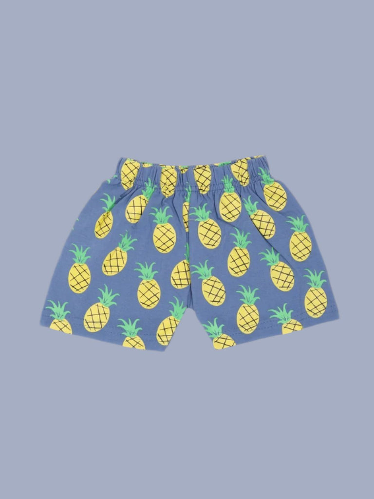 View of the pineapple print shorts from Jaybee boy’s summer outfit.