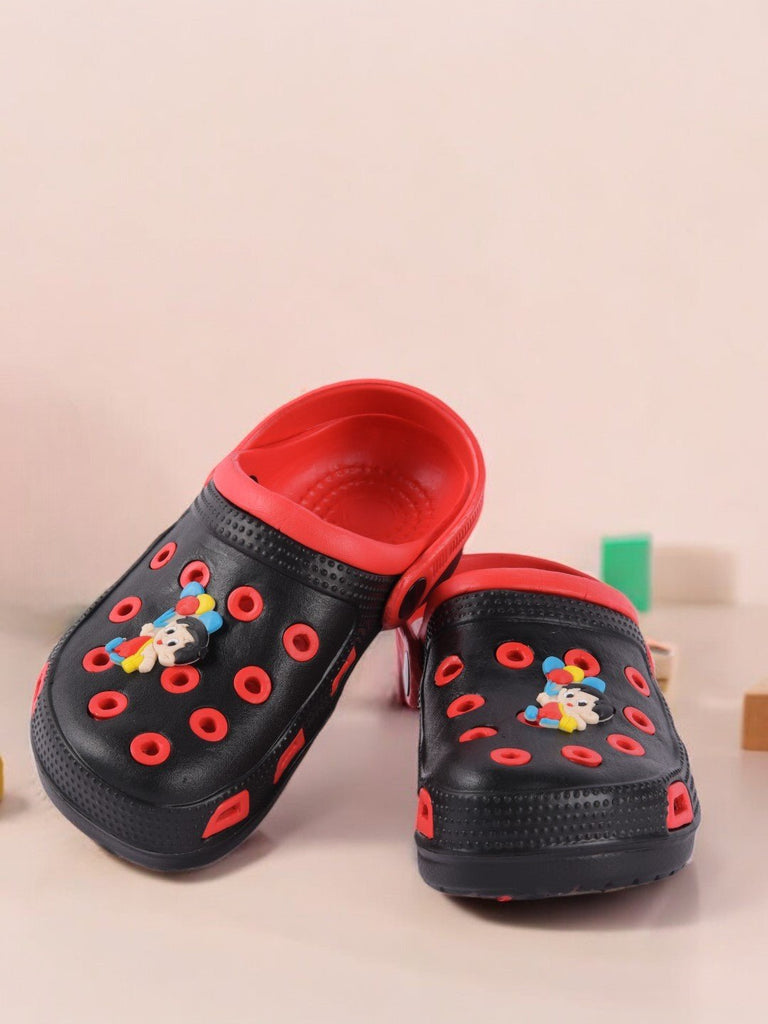 Kids' Black and Red Clogs with Cartoon Character and Adjustable Strap creative view