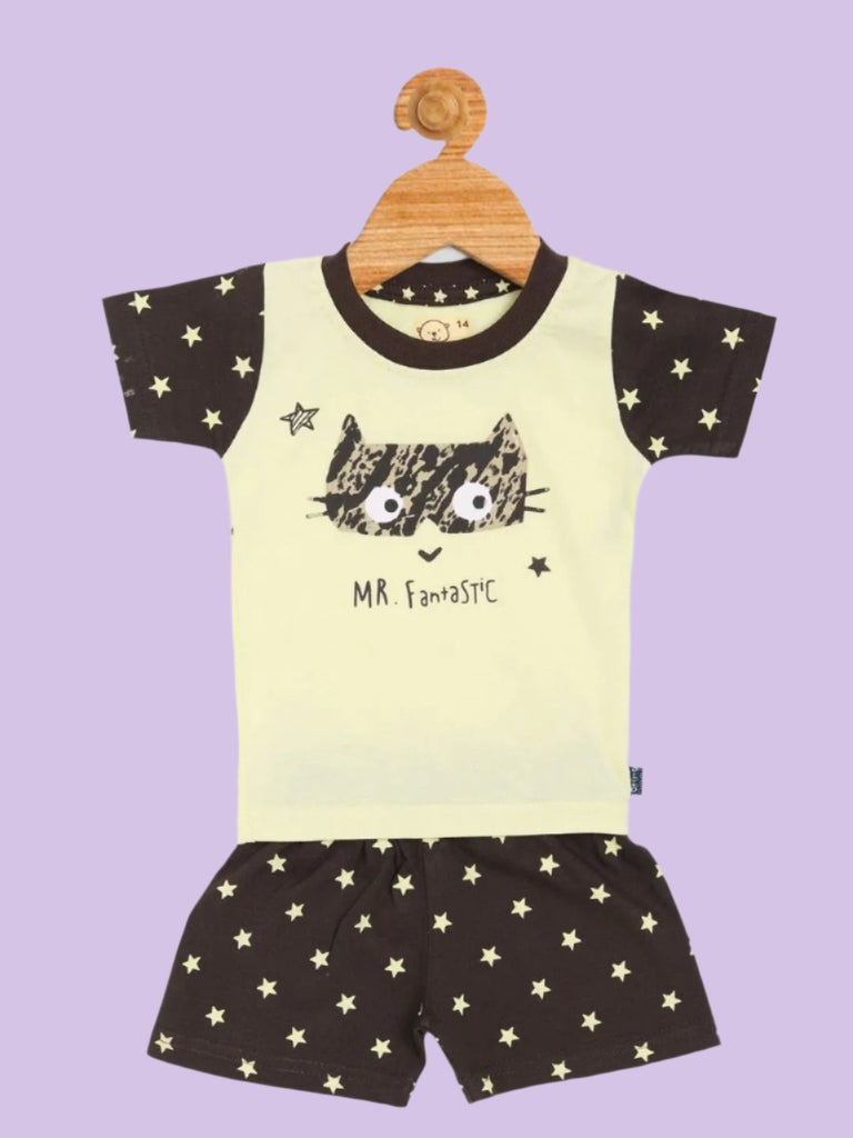 full view of Olio Kids Boy’s ‘Mr. Fantastic’ Cat Graphic T-Shirt and Star Print Shorts Set