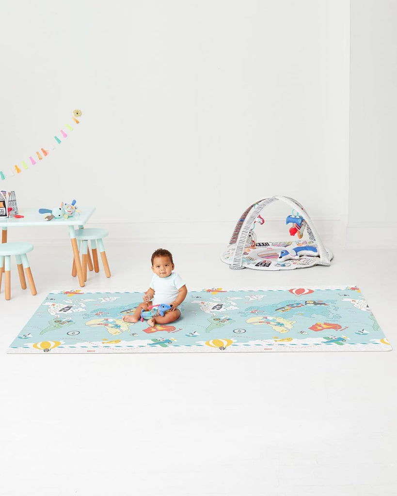 Full view of Skip Hop Playspot Geo Playmat in Black and Cream, showcasing its versatile and stylish design.