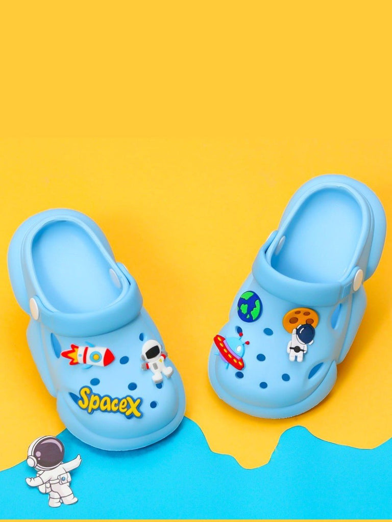 sky-blue-space-adventure-clogs-for-toddlers-Creative view