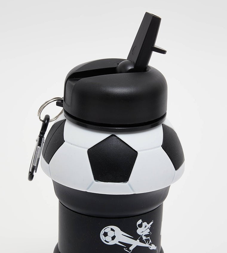 Close-Up of the Smily Kiddos Expandable Football Water Bottle Lid
