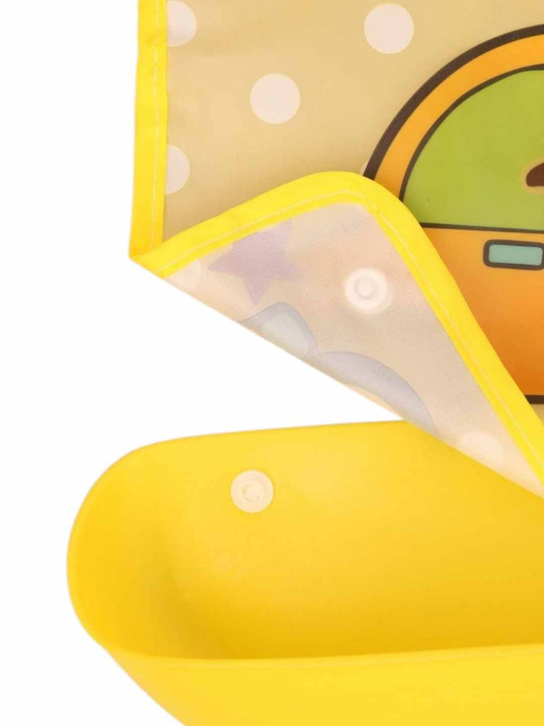 RoadTripBabyBib_YellowWaterproofBibwithCuteTaxiCar_CatcherPocket-ShowingTrayView(Combo)