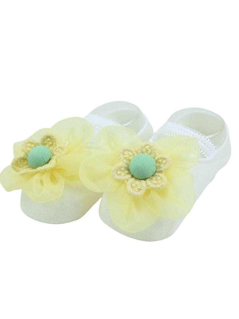 Stylish Baby Socks with Adorable Flower Design for Girls - Yellow  Side View