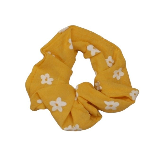 Yellow daisy scrunchie for girls by Yellow Bee.