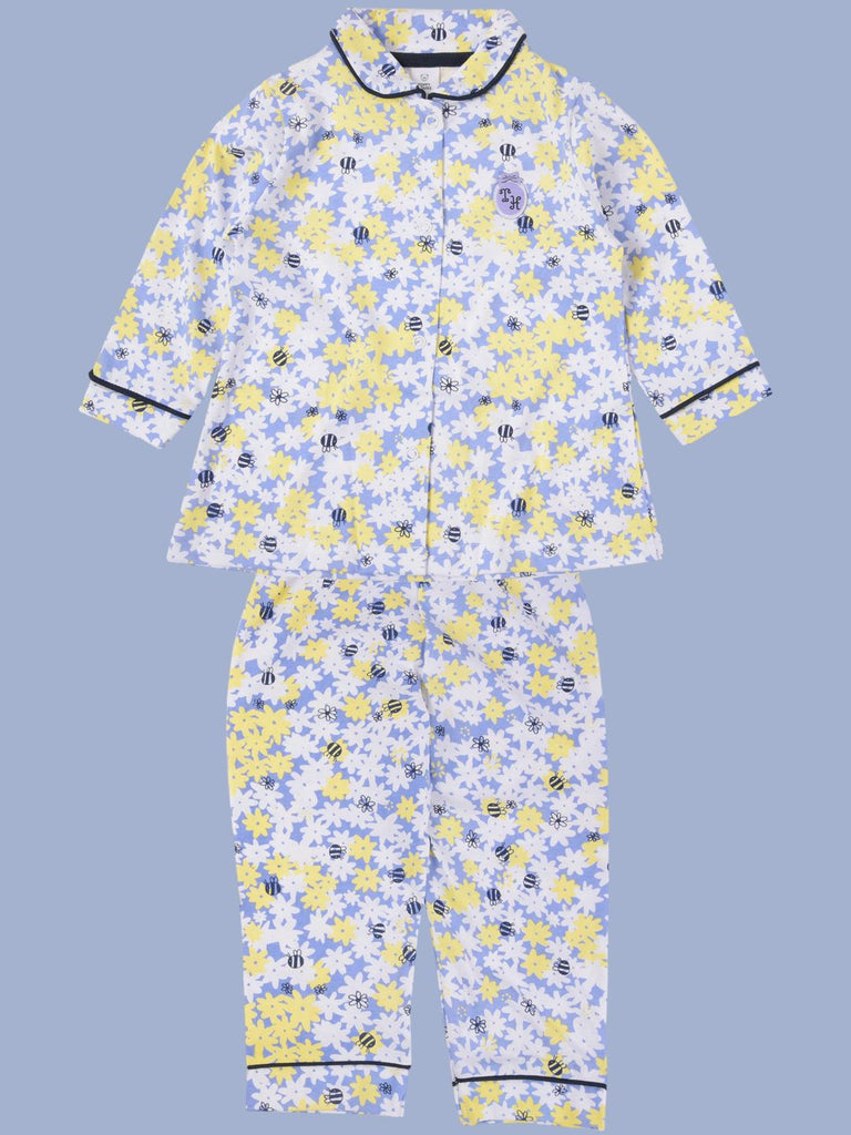  Full view of the ToffyHouse Girls' Floral Print Pajama Set with long-sleeved top and matching pajama pants.