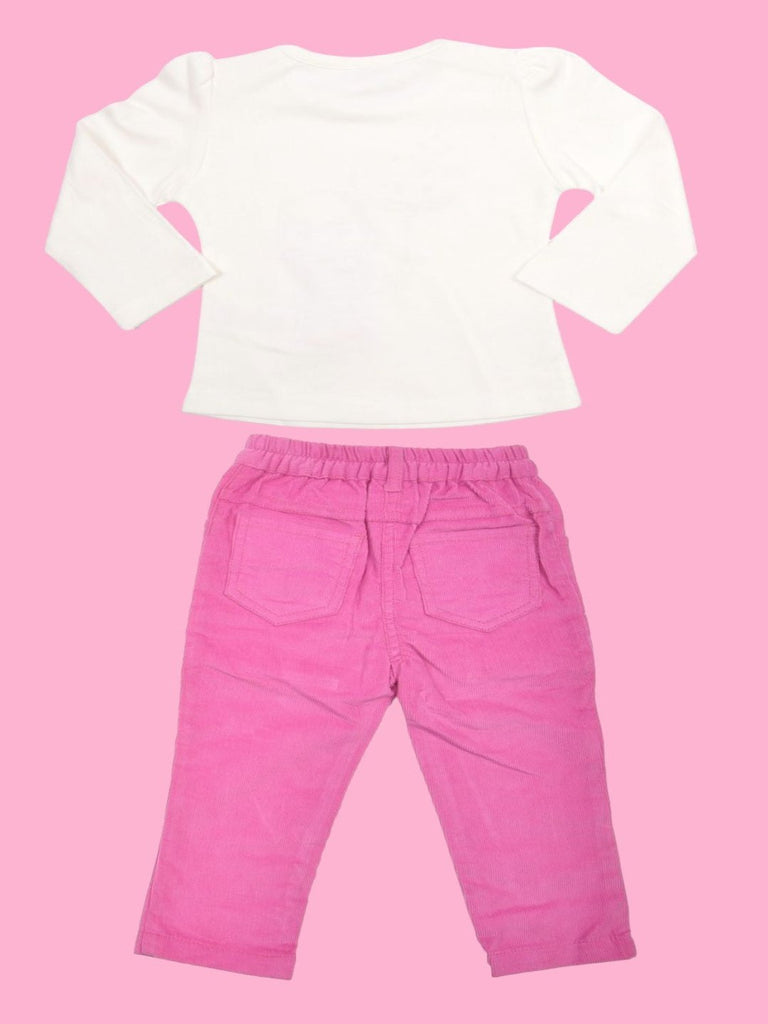 Heart_Umbrella_Tee_and_Pink_Pants_Back_View