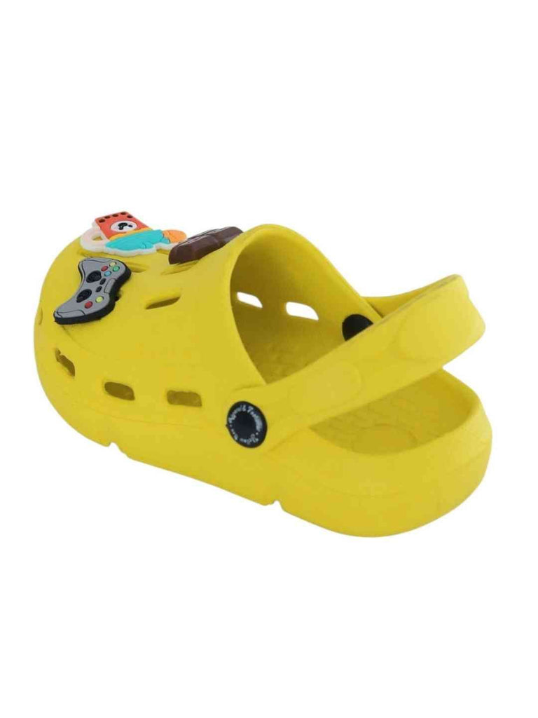 Trendy_Yellow_Clogs_with_Gamepad_Chocolate_Fruit_Smoothie_Charms_for_Boys-Back_View