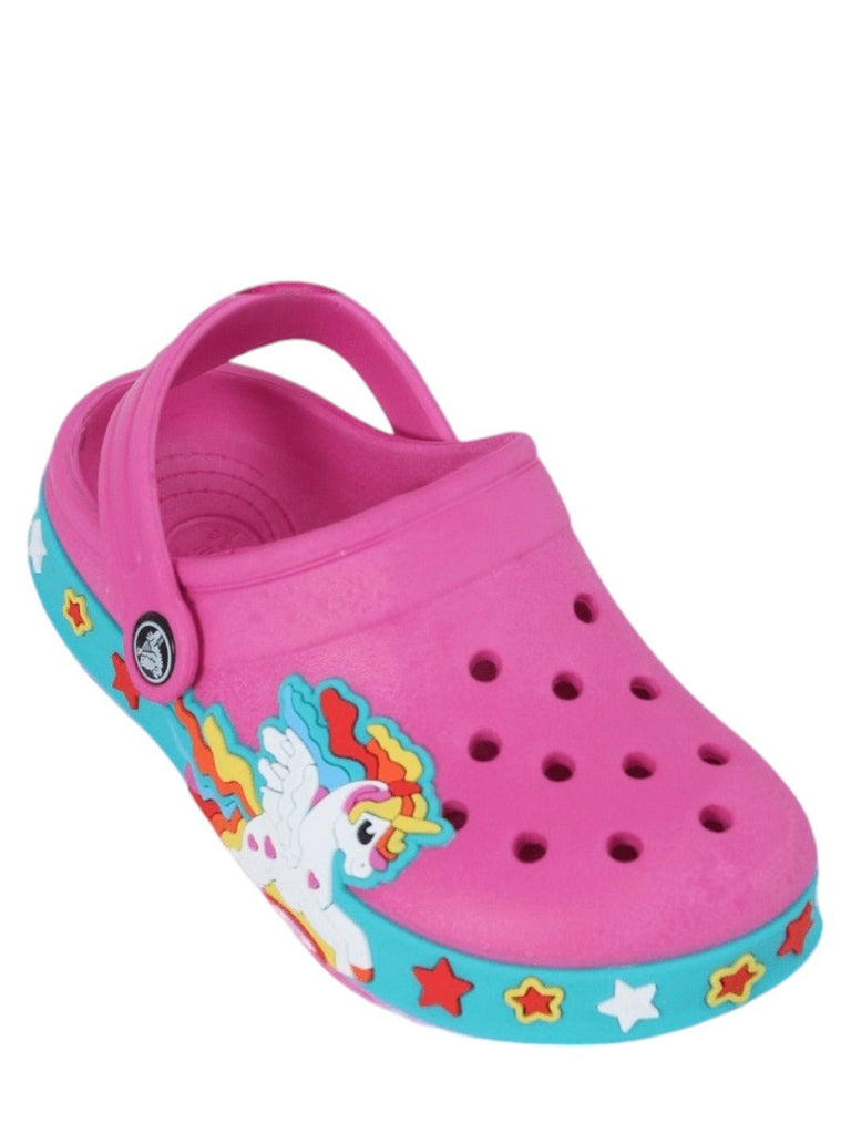 Single fuchsia clog showcasing a vibrant unicorn emblem, combining comfort with a dreamy style for children