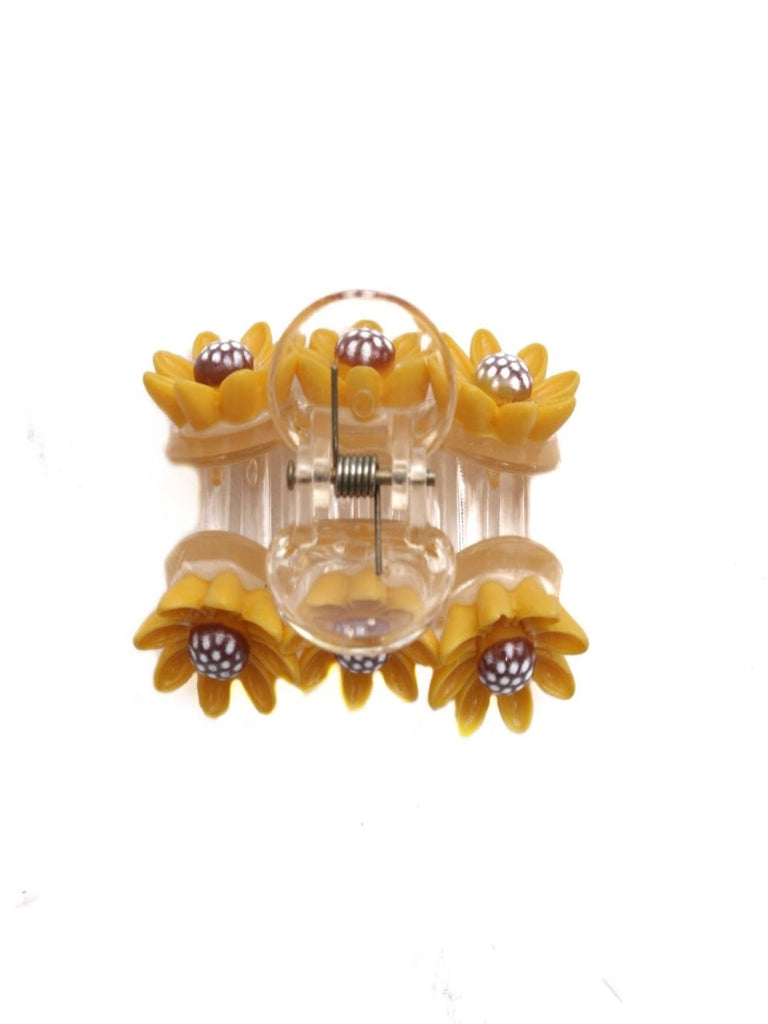 Close-up front view of the Vibrant Sunflower Hair Claw Clip – Yellow.