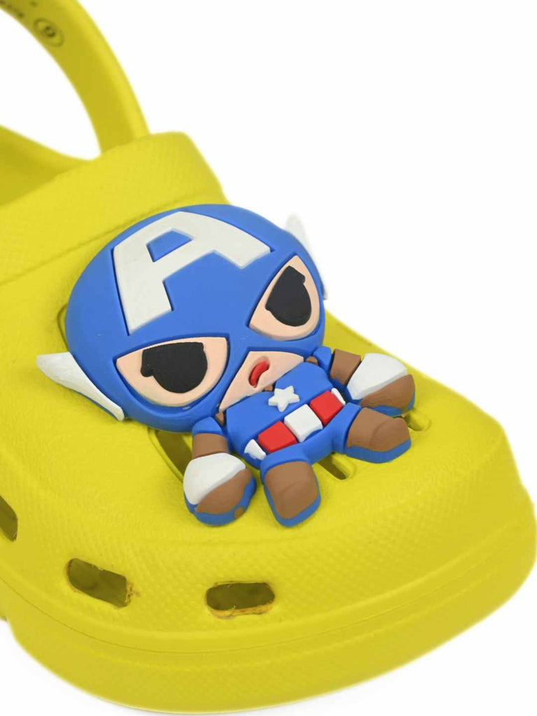 Yellow Bee Boy's Marvel Superhero Clogs with 3D Captain America Charm – Yellow - Close Up View