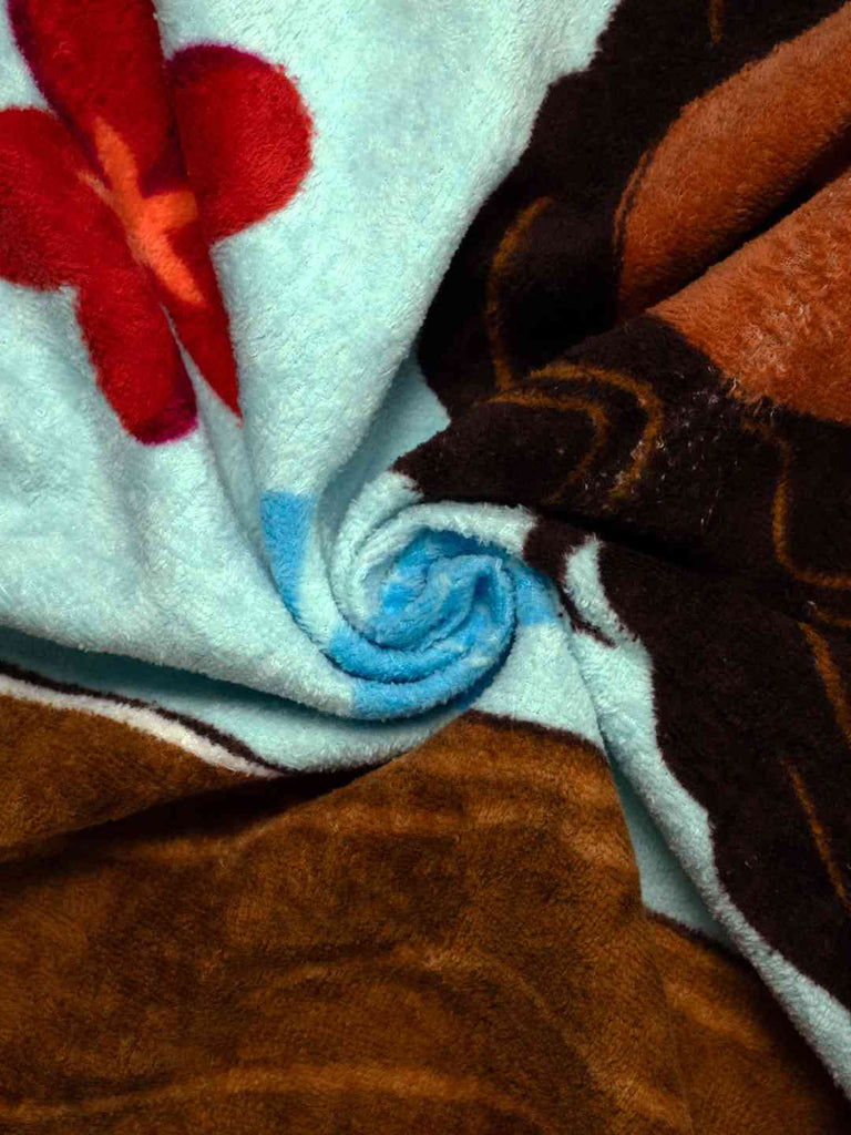 Yellow Bee Girls Disney Moana Bath Towel With Paddle & Flower Motifs Design (300 GSM) - Multi, 28" X 58- Showing Fabric View