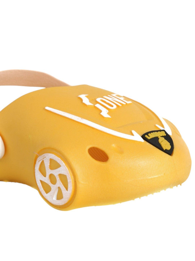 Zoom & Play: Sporty Yellow Car Clogs for Active Kids-Close up