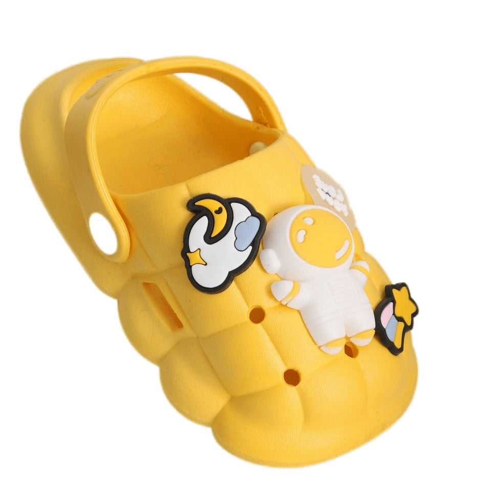 Boys' Bright Yellow 3D Astronaut Motif Clogs with Secure Grip and Playful Space Design-zzom