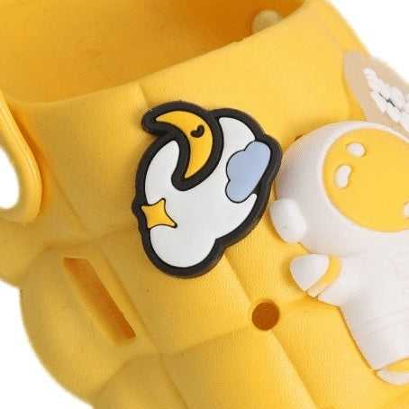 Boys' Bright Yellow 3D Astronaut Motif Clogs with Secure Grip and Playful Space Design-moon