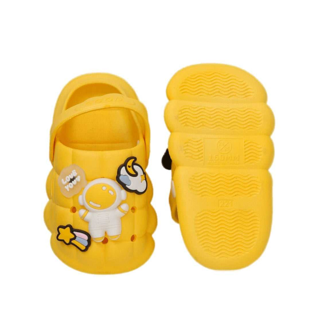 Boys' Bright Yellow 3D Astronaut Motif Clogs with Secure Grip and Playful Space Design-bk