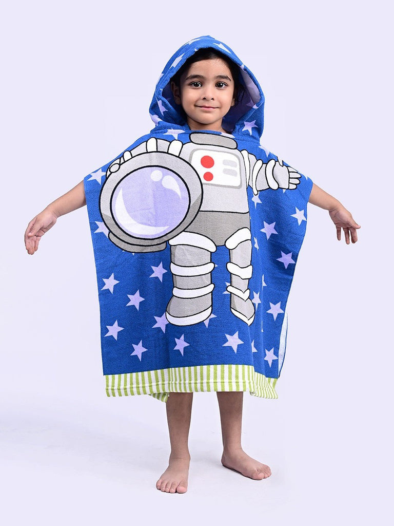 Child showcasing the front view of Yellow Bee's astronaut-themed hooded poncho towel.