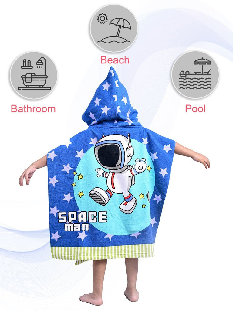  Versatile astronaut hooded towel by Yellow Bee, suitable for the bathroom, beach, and pool.