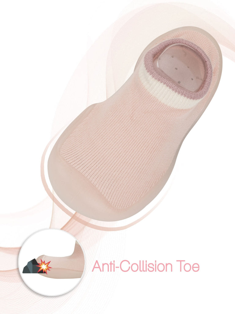 Close-up of the anti-collision toe feature on Pink Solid Shoe Socks by Yellow Bee