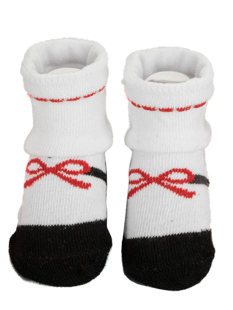 White and black bow socks for 6-12 month infant girls from the combo set.