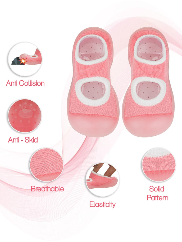 Features of Yellow Bee's pink shoe socks, including anti-skid and breathability