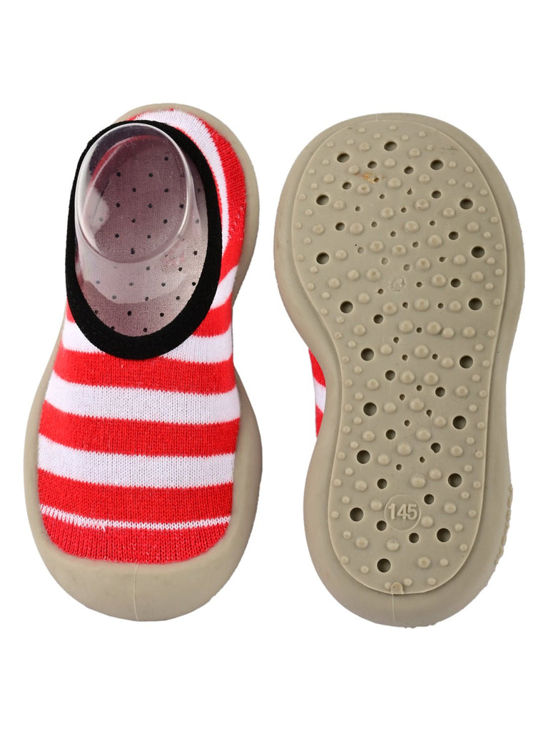 Top and bottom view of Yellow Bee's soft insole foam sock shoes for children
