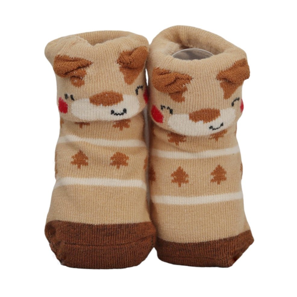 Beige socks with brown accents featuring an adorable tiger face and anti-skid soles for babies.
