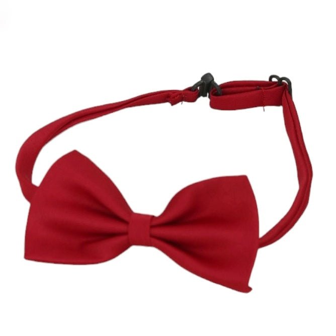 Stylish red adjustable bow-tie for babies by Yellow Bee.