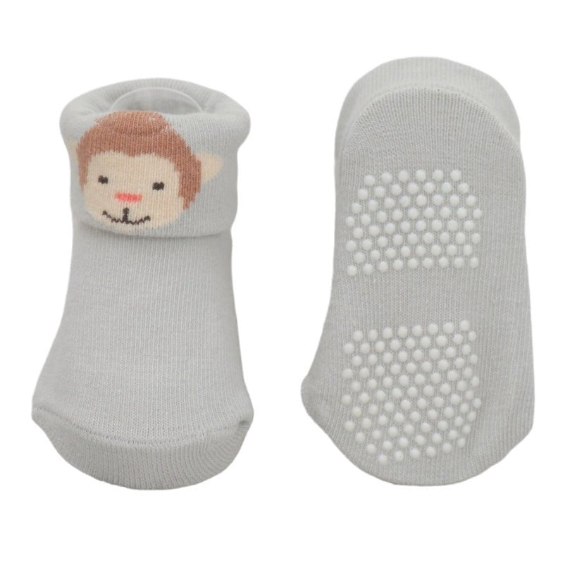 Adorable and soft baby boy socks with monkey and giraffe details in a set.