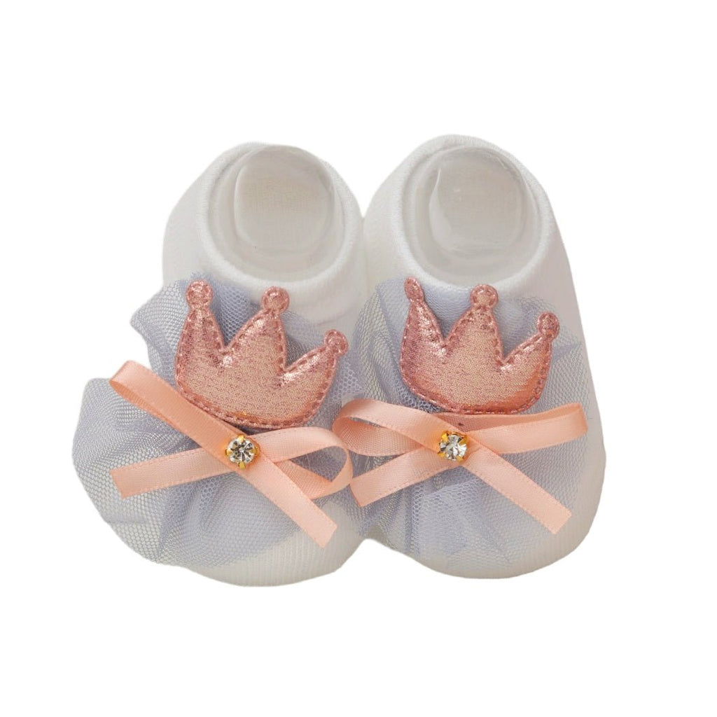 White and peach princess crown baby socks with tulle detail.