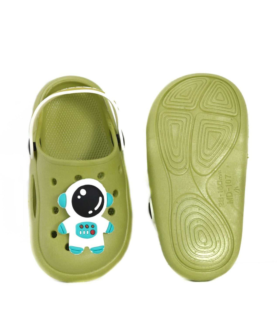 Durable sole of kid's astronaut clogs, ready for any adventure, on and off the playground.