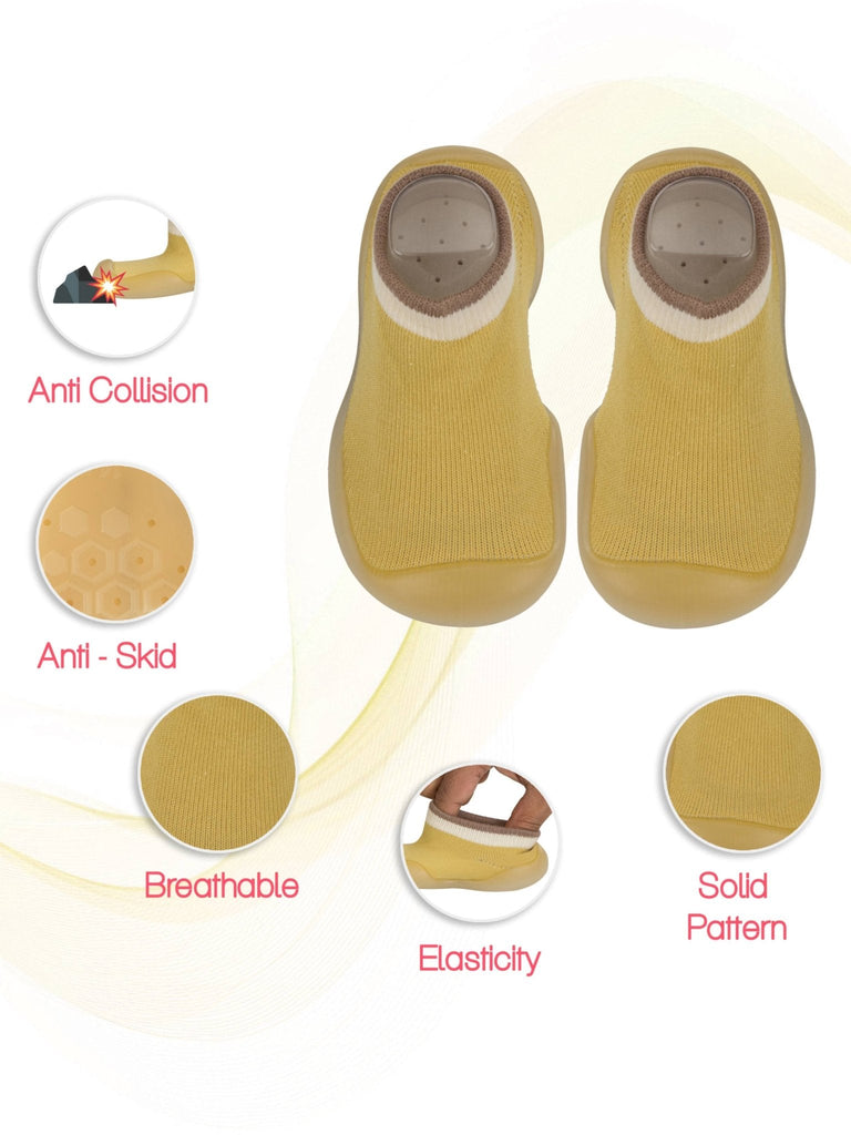 Full view of Yellow Bee's Solid Shoe Socks with anti-skid design and cozy fit
