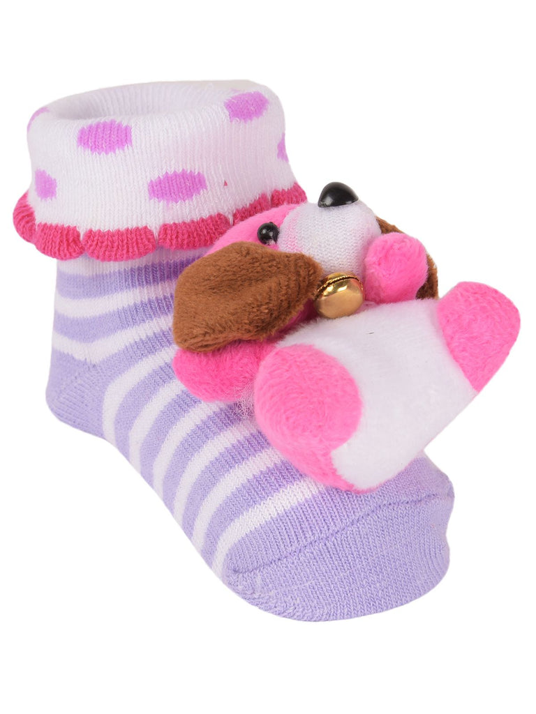 Feature highlights of teddy bear stuffed toy socks showing soft elastic, anti-bacterial properties, and cushioned top.